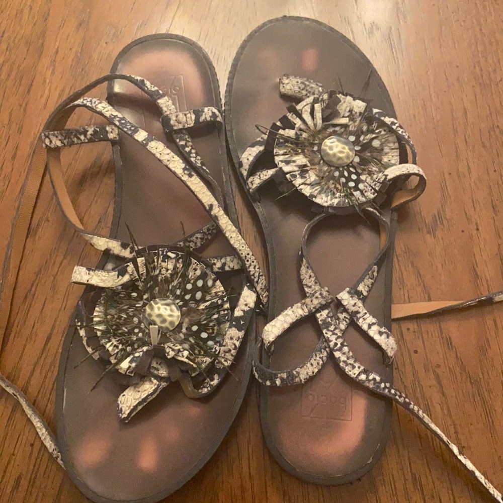 Beautiful Bacio 61 snake print Sandals🔥🔥